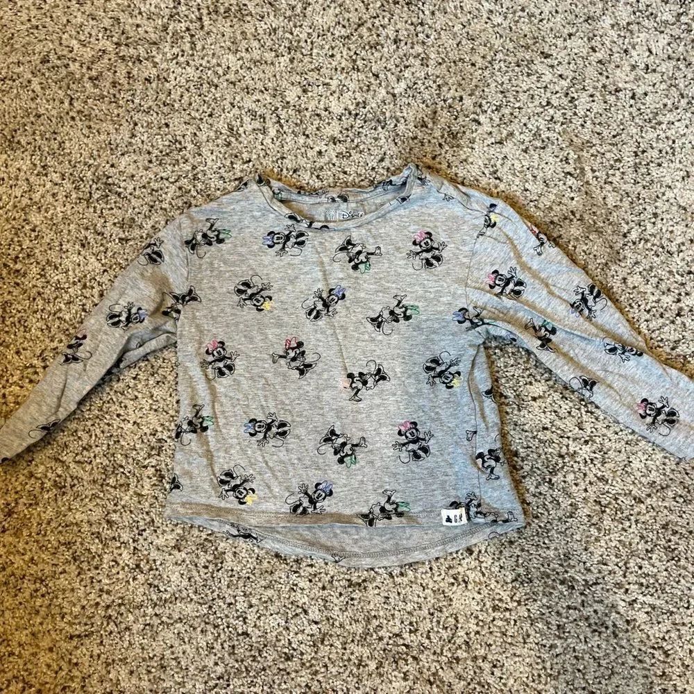 Minnie Mouse gap t shirt